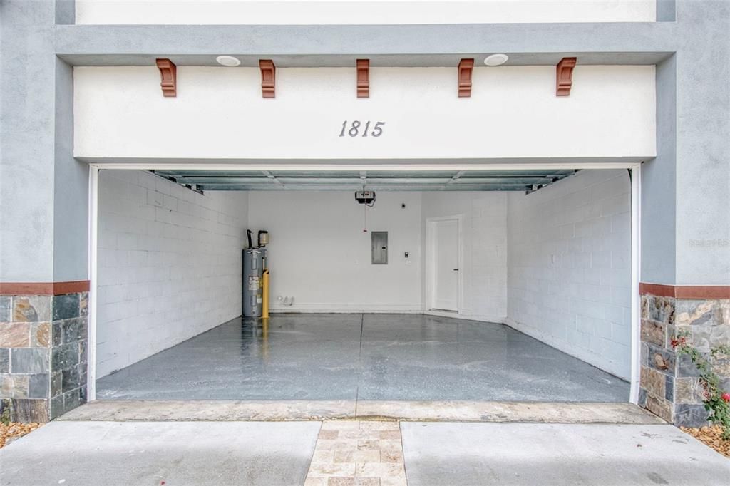 待售: $435,000 (4 贝兹, 3 浴室, 2224 平方英尺)