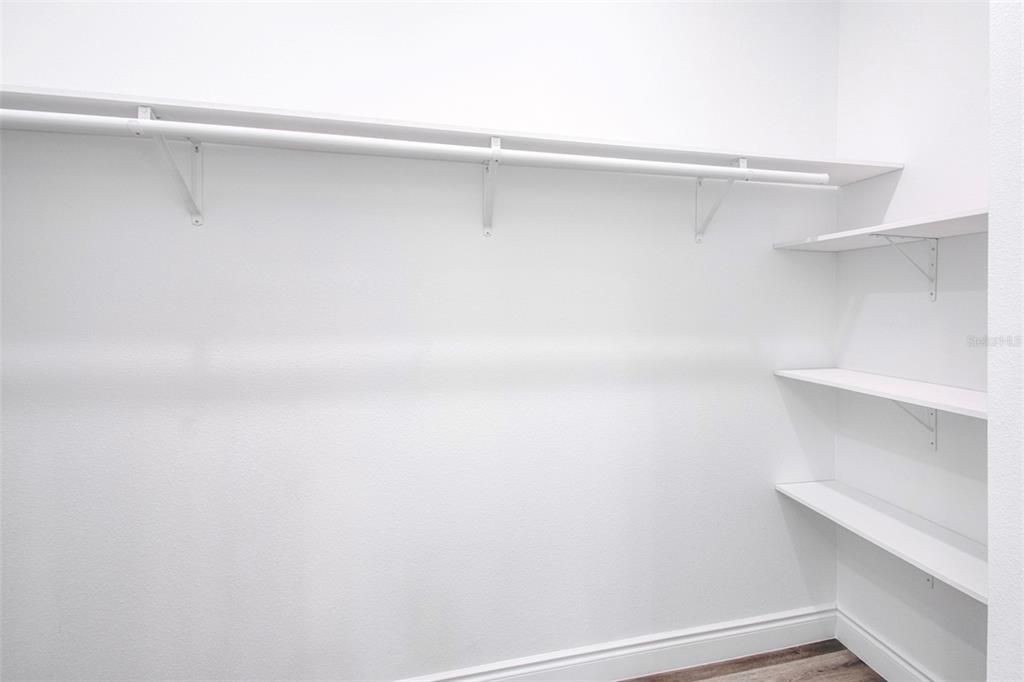 待售: $435,000 (4 贝兹, 3 浴室, 2224 平方英尺)