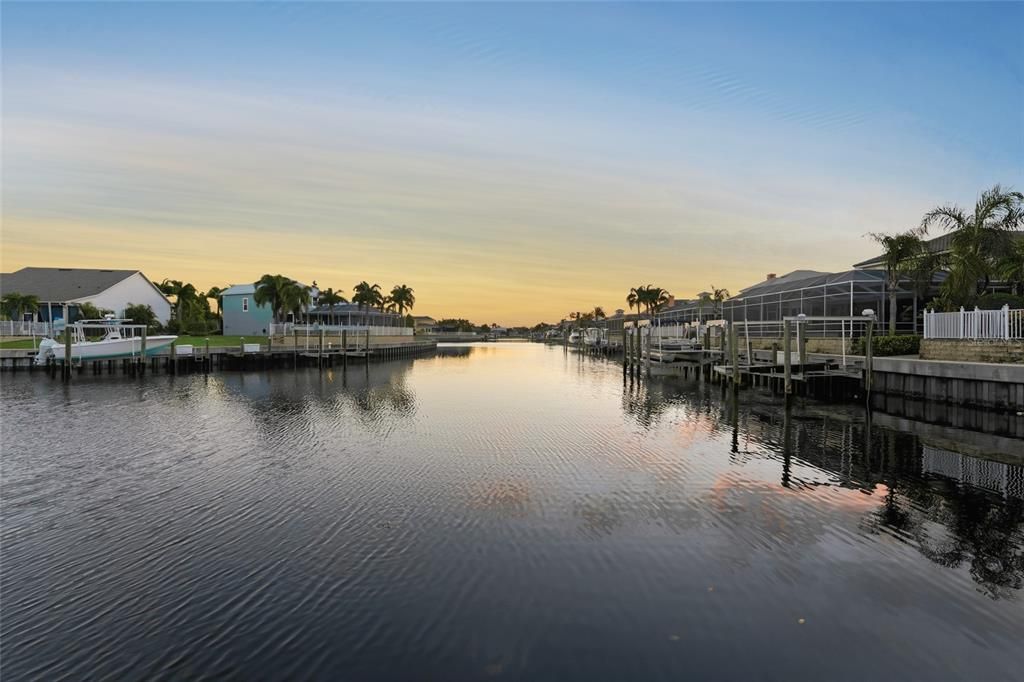 待售: $1,875,000 (4 贝兹, 3 浴室, 2706 平方英尺)