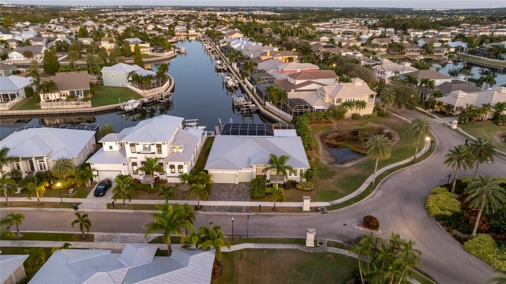 待售: $1,875,000 (4 贝兹, 3 浴室, 2706 平方英尺)