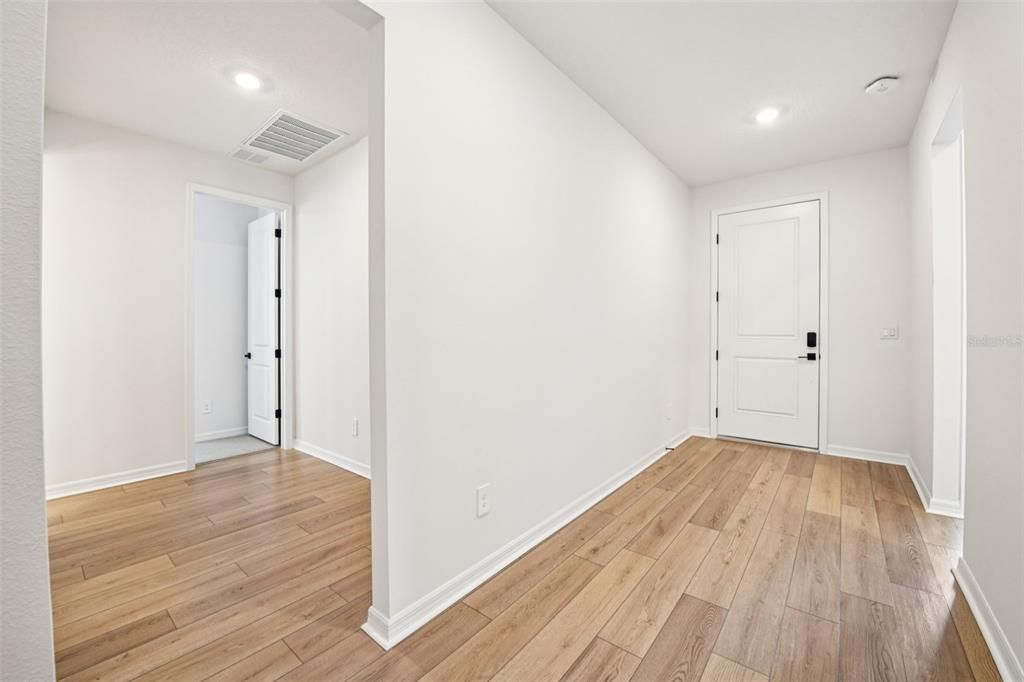 En Venta: $441,510 (4 camas, 3 baños, 2190 Pies cuadrados)