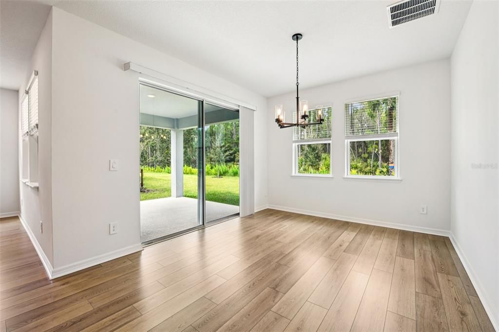 En Venta: $441,510 (4 camas, 3 baños, 2190 Pies cuadrados)