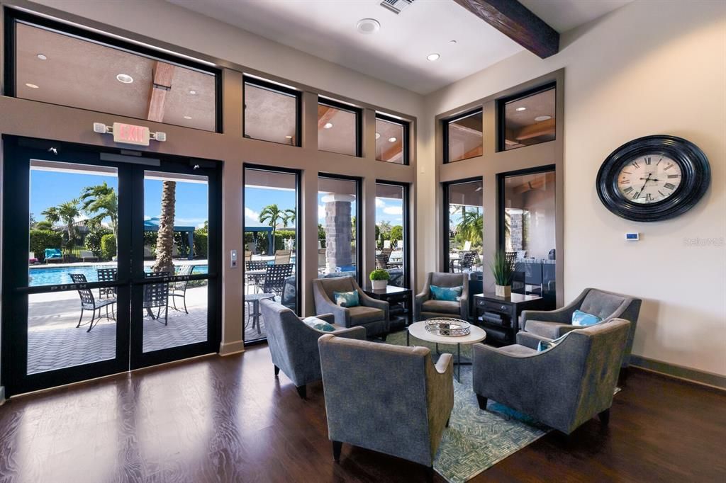 For Rent: $3,100 (3 beds, 2 baths, 1917 Square Feet)