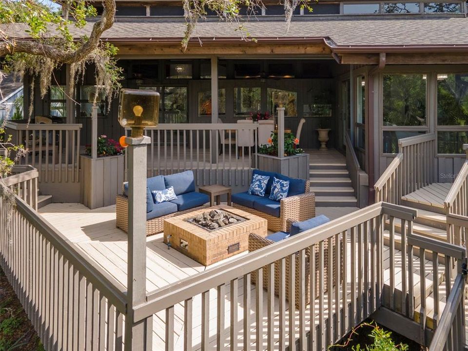 待售: $1,650,000 (4 贝兹, 4 浴室, 3685 平方英尺)