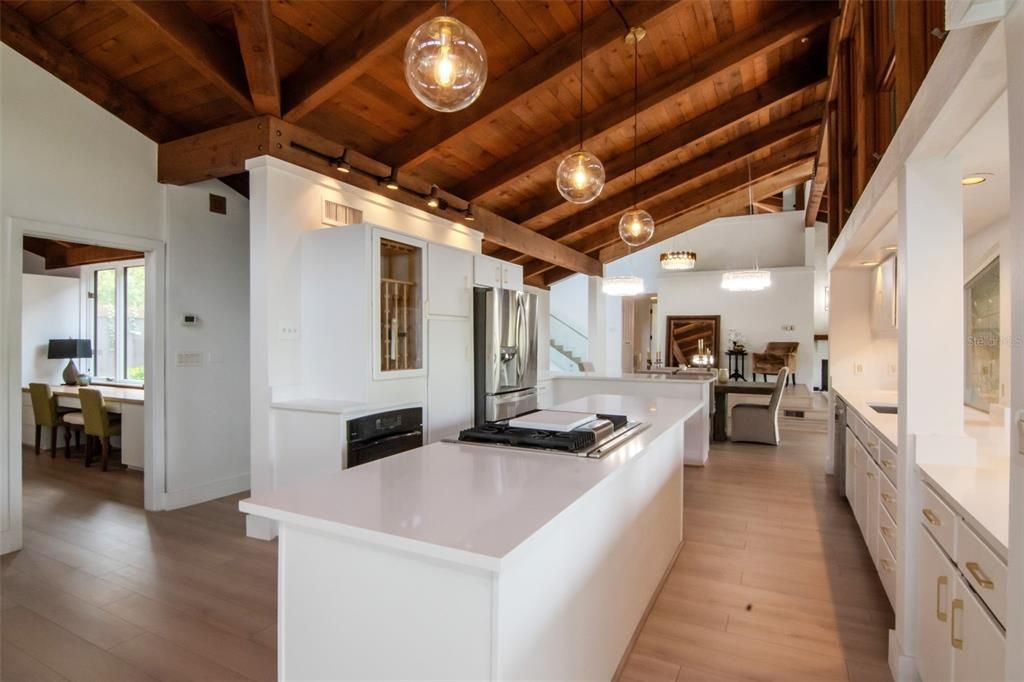 待售: $1,650,000 (4 贝兹, 4 浴室, 3685 平方英尺)