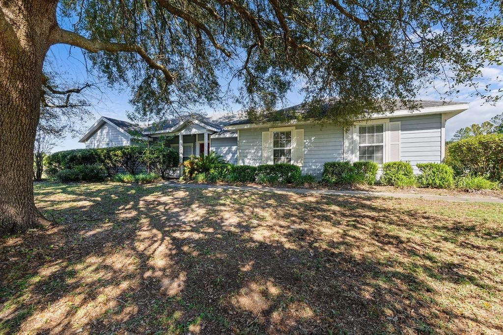 En Venta: $379,900 (4 camas, 2 baños, 1343 Pies cuadrados)