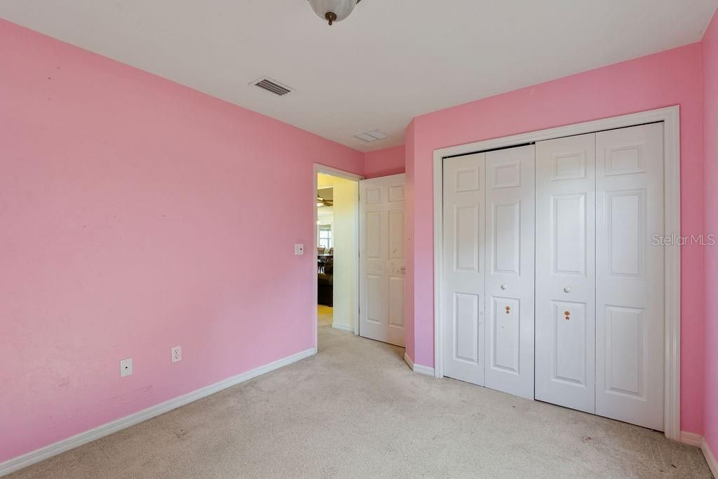 En Venta: $379,900 (4 camas, 2 baños, 1343 Pies cuadrados)