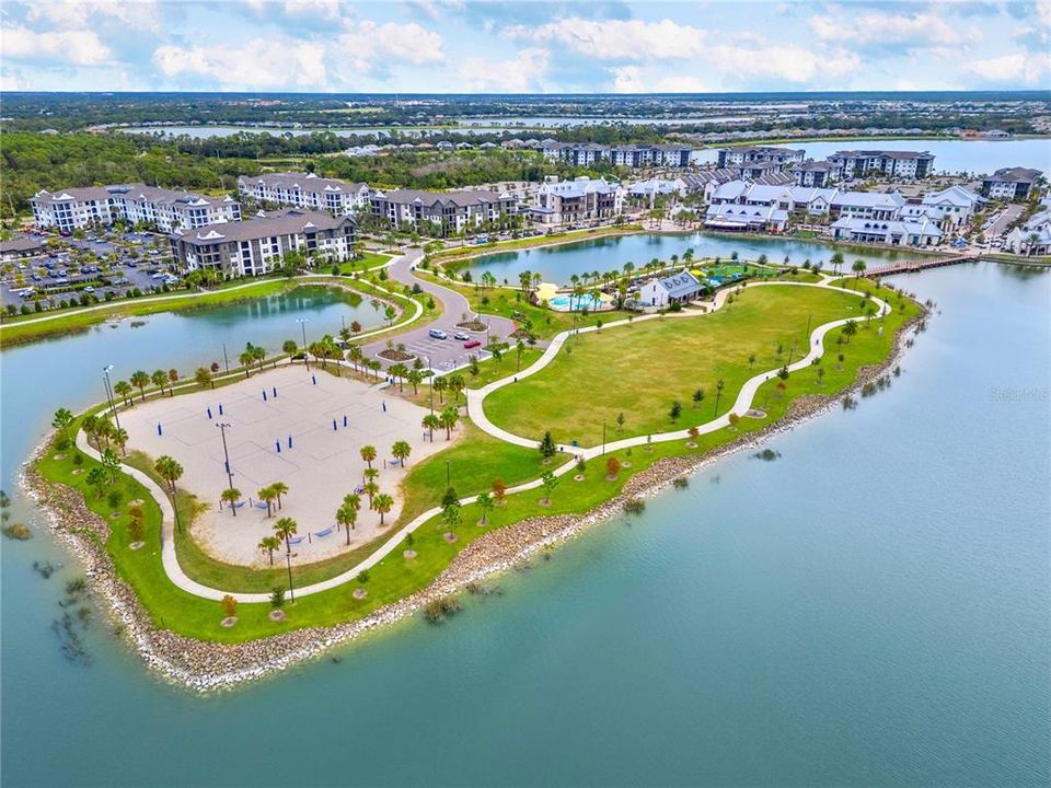 На продажу: $595,000 (3 спален, 2 ванн, 1776 Квадратных фут)