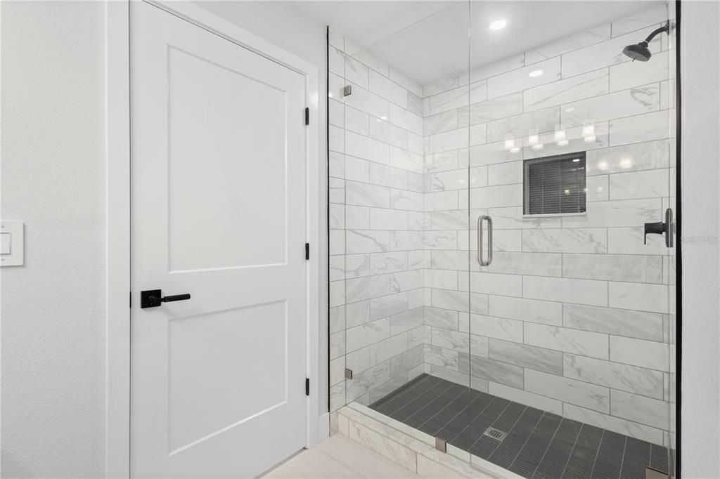 На продажу: $595,000 (3 спален, 2 ванн, 1776 Квадратных фут)