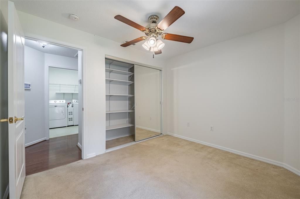 En Venta: $299,900 (3 camas, 2 baños, 1564 Pies cuadrados)