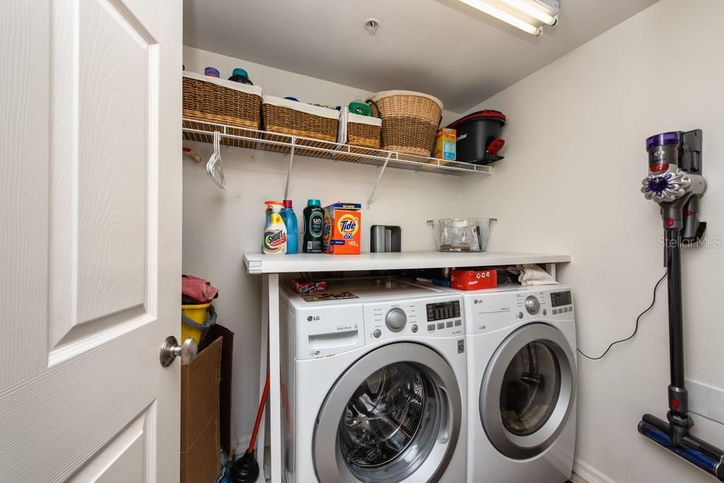 Active With Contract: $410,000 (3 beds, 2 baths, 1576 Square Feet)