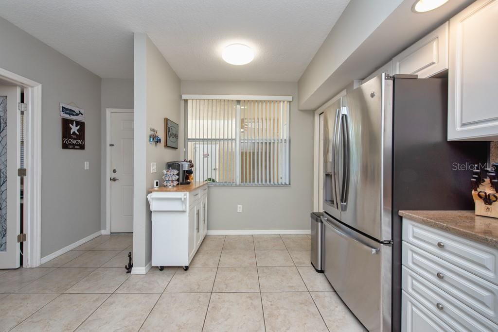 Active With Contract: $410,000 (3 beds, 2 baths, 1576 Square Feet)