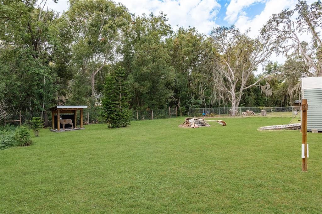 En Venta: $879,000 (3 camas, 3 baños, 2330 Pies cuadrados)