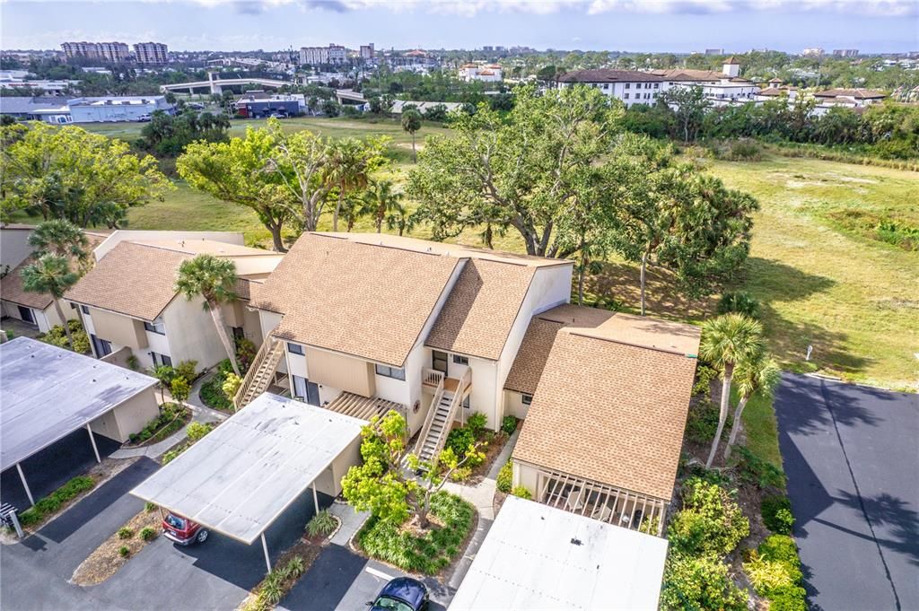 For Rent: $3,500 (2 beds, 2 baths, 1104 Square Feet)