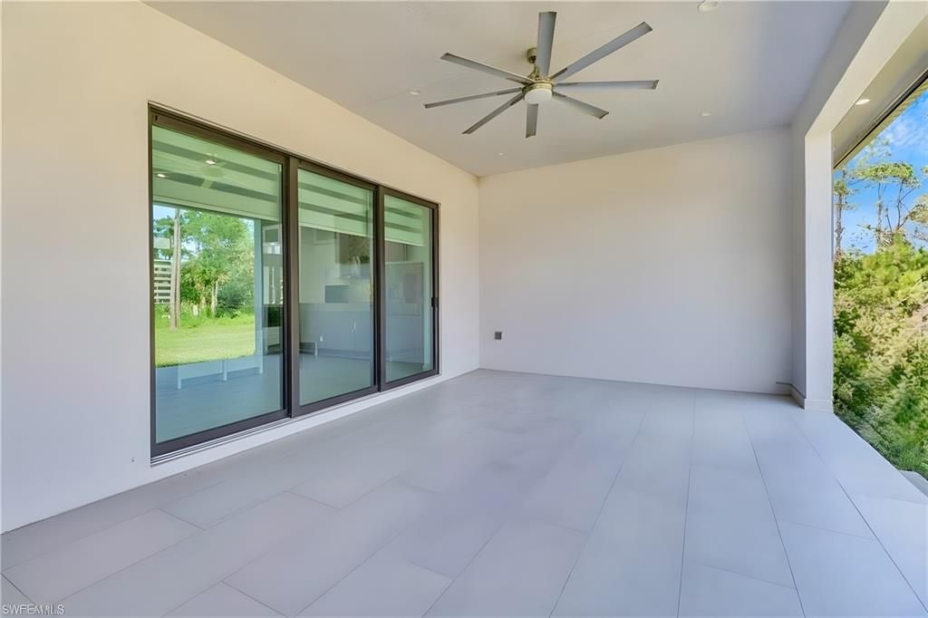 En Venta: $899,999 (4 camas, 4 baños, 2500 Pies cuadrados)