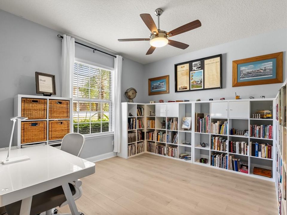 En Venta: $435,000 (4 camas, 2 baños, 2164 Pies cuadrados)