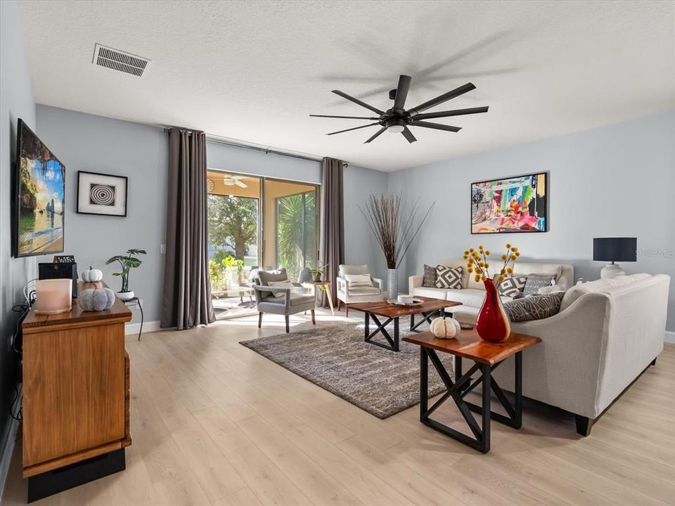 En Venta: $435,000 (4 camas, 2 baños, 2164 Pies cuadrados)