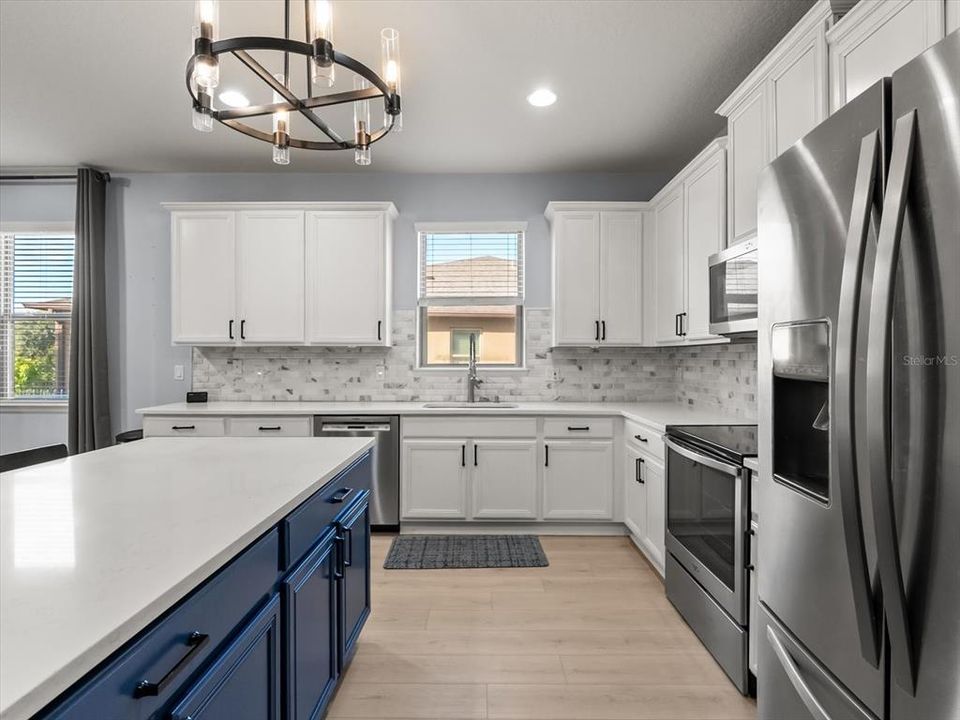 En Venta: $435,000 (4 camas, 2 baños, 2164 Pies cuadrados)