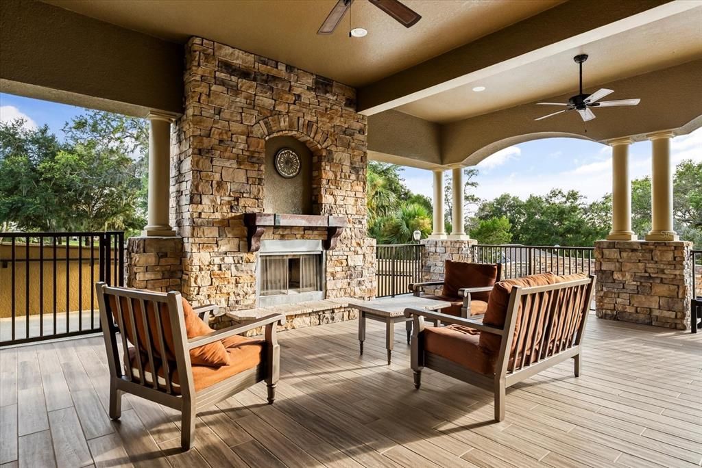 En Venta: $435,000 (4 camas, 2 baños, 2164 Pies cuadrados)