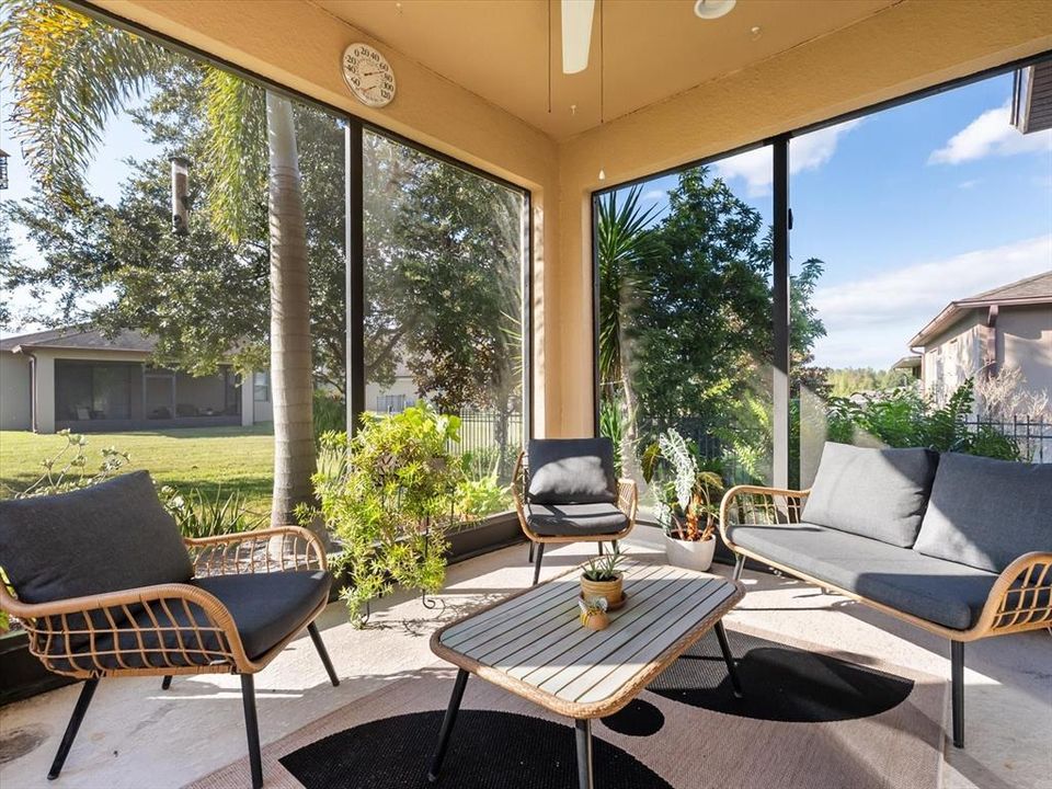 En Venta: $435,000 (4 camas, 2 baños, 2164 Pies cuadrados)