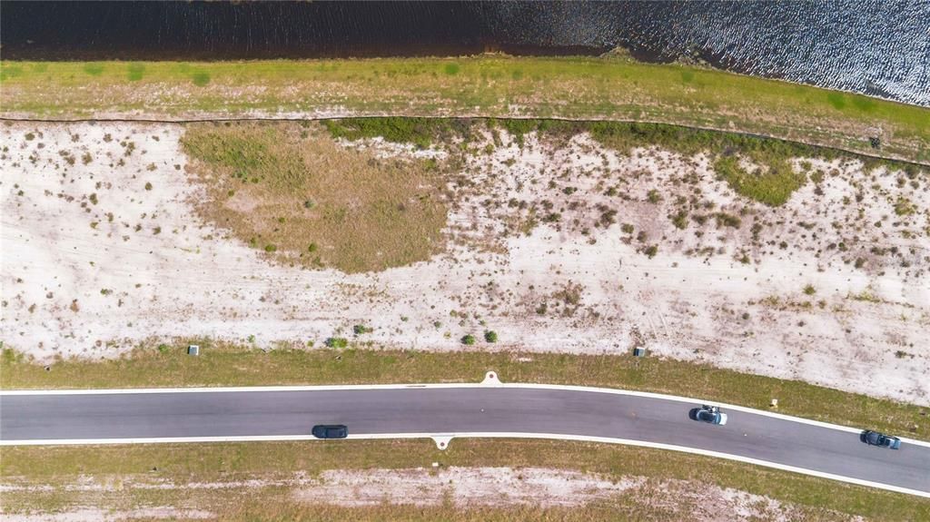 待售: $299,000 (0.22 acres)