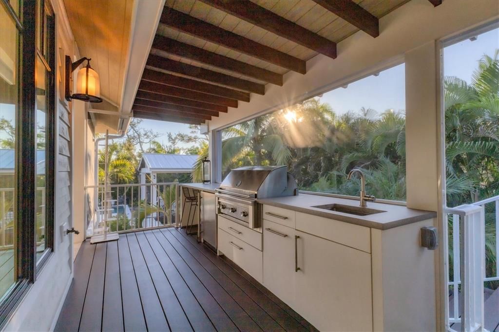 En Venta: $2,675,000 (3 camas, 3 baños, 2582 Pies cuadrados)