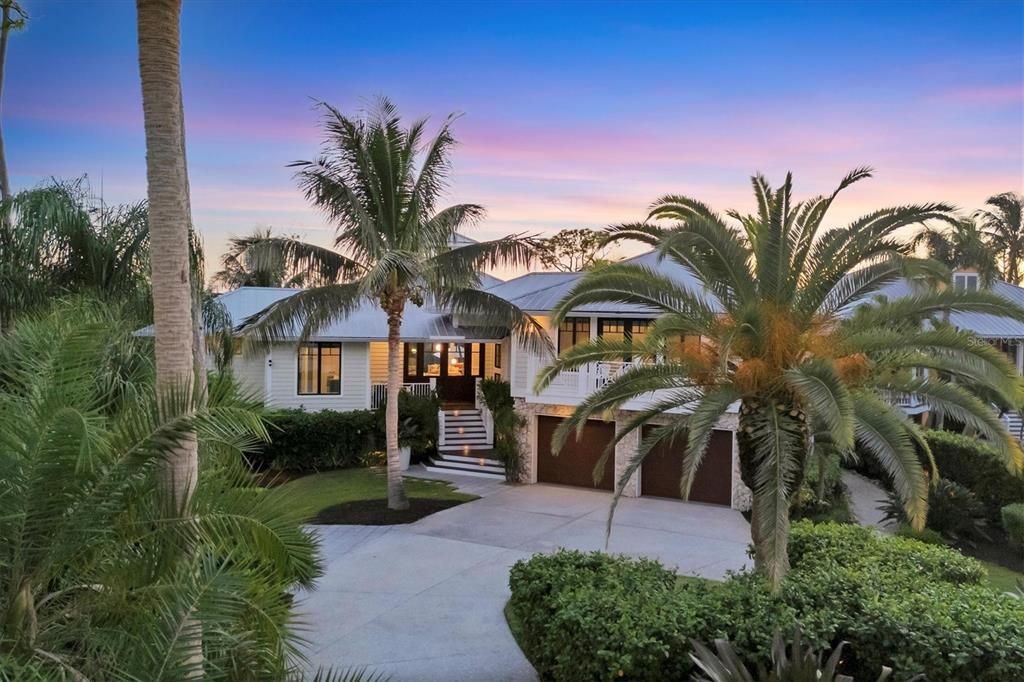 En Venta: $2,675,000 (3 camas, 3 baños, 2582 Pies cuadrados)