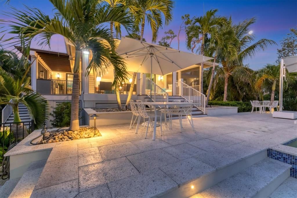 En Venta: $2,675,000 (3 camas, 3 baños, 2582 Pies cuadrados)