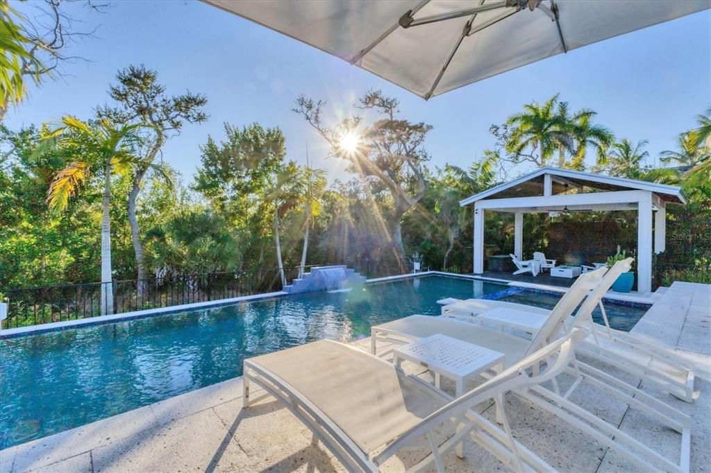 En Venta: $2,675,000 (3 camas, 3 baños, 2582 Pies cuadrados)