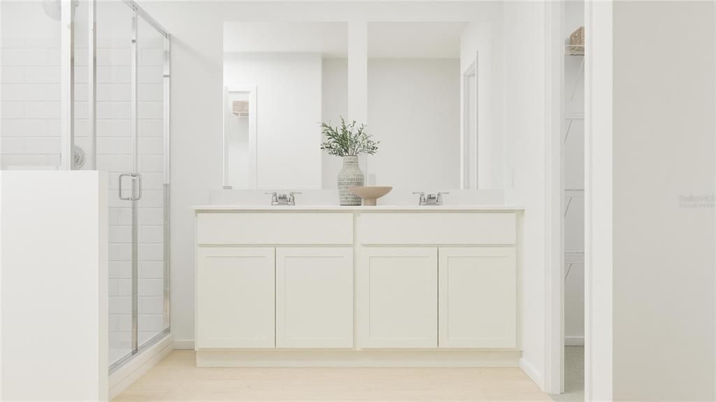 На продажу: $359,500 (3 спален, 2 ванн, 1823 Квадратных фут)