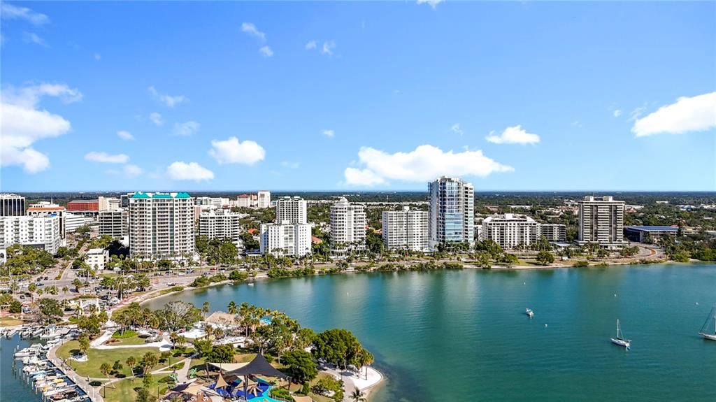 En Venta: $699,900 (2 camas, 2 baños, 1424 Pies cuadrados)