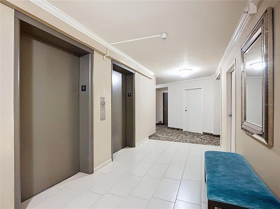 En Venta: $699,900 (2 camas, 2 baños, 1424 Pies cuadrados)