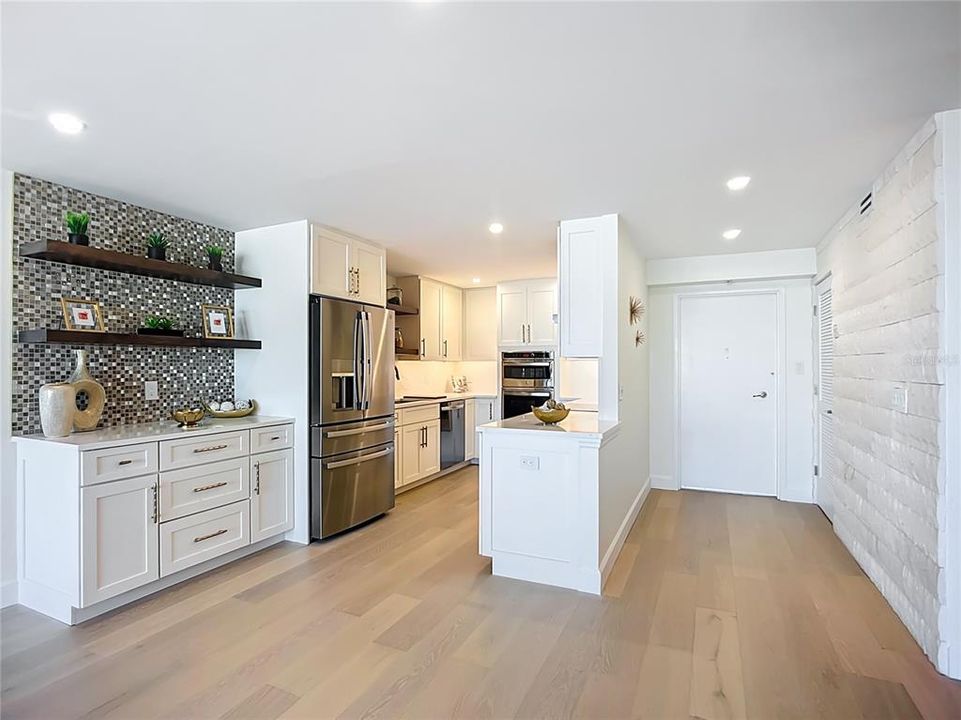 En Venta: $699,900 (2 camas, 2 baños, 1424 Pies cuadrados)