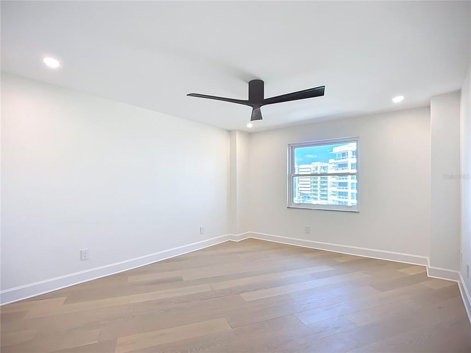 En Venta: $699,900 (2 camas, 2 baños, 1424 Pies cuadrados)