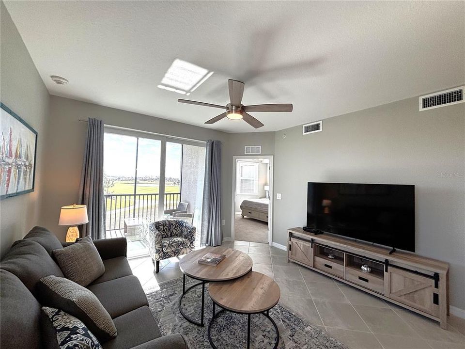 В аренду: $6,000 (3 спален, 2 ванн, 1301 Квадратных фут)