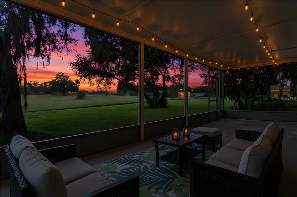 For Sale: $257,000 (2 beds, 2 baths, 2220 Square Feet)