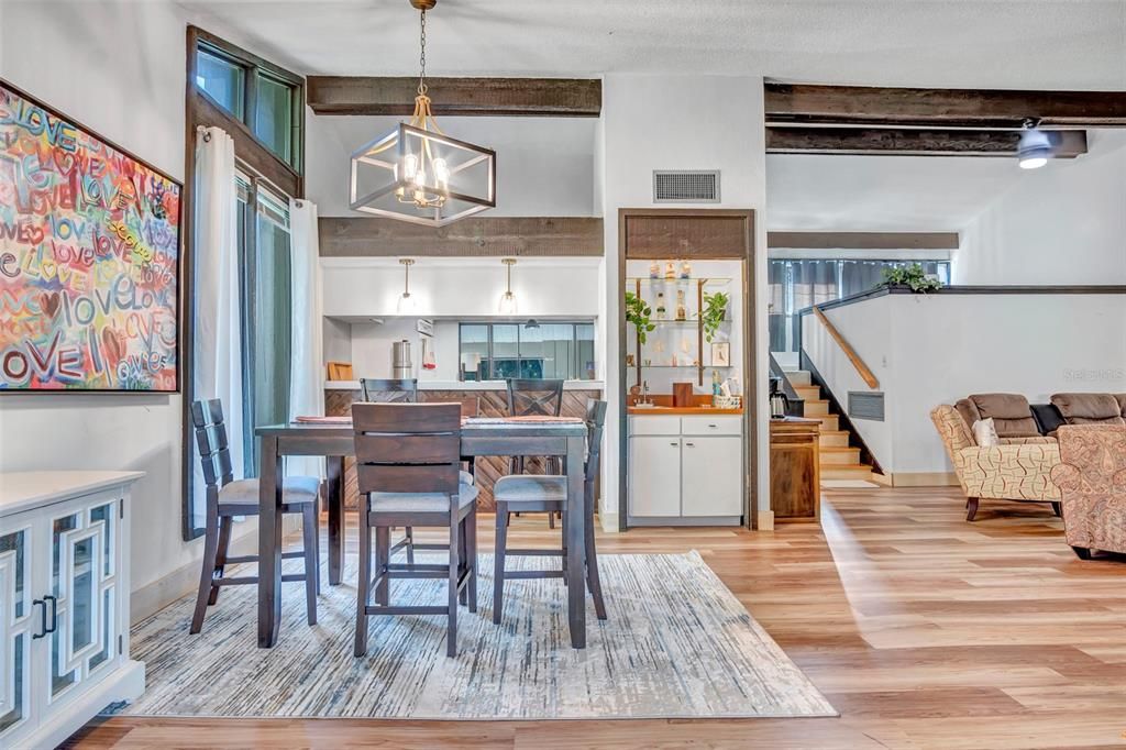 For Sale: $257,000 (2 beds, 2 baths, 2220 Square Feet)