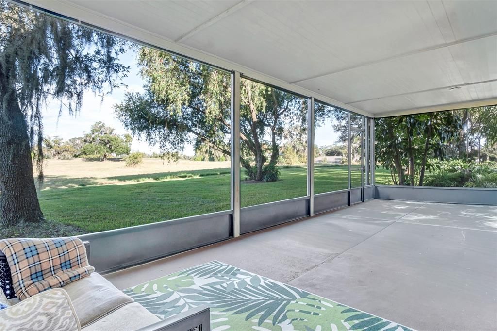 For Sale: $257,000 (2 beds, 2 baths, 2220 Square Feet)