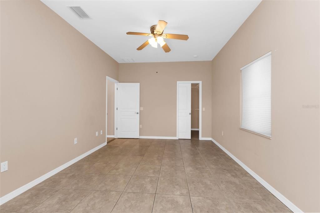 待售: $595,000 (3 贝兹, 2 浴室, 2023 平方英尺)