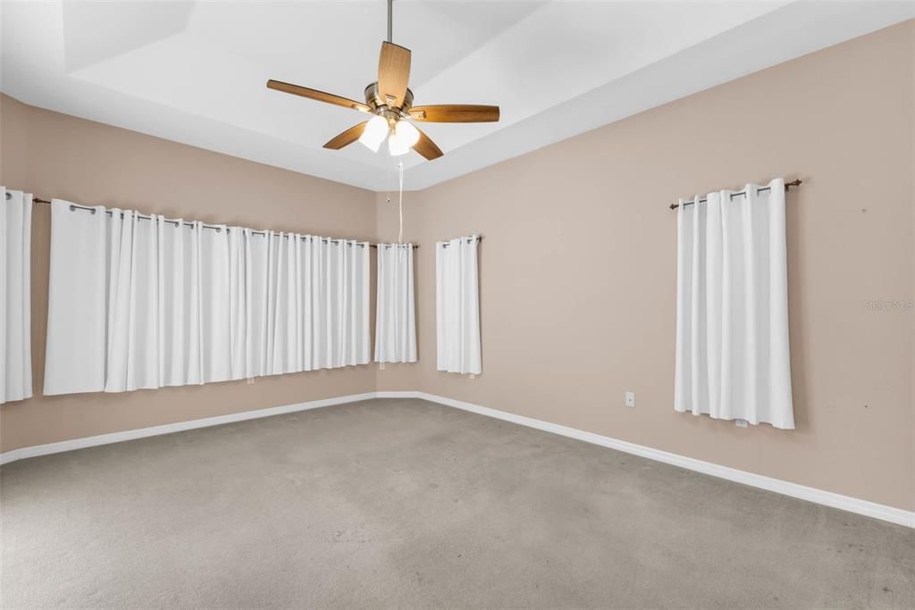 待售: $595,000 (3 贝兹, 2 浴室, 2023 平方英尺)