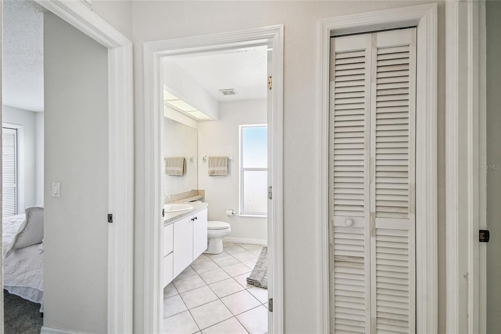 For Sale: $389,000 (3 beds, 2 baths, 1779 Square Feet)