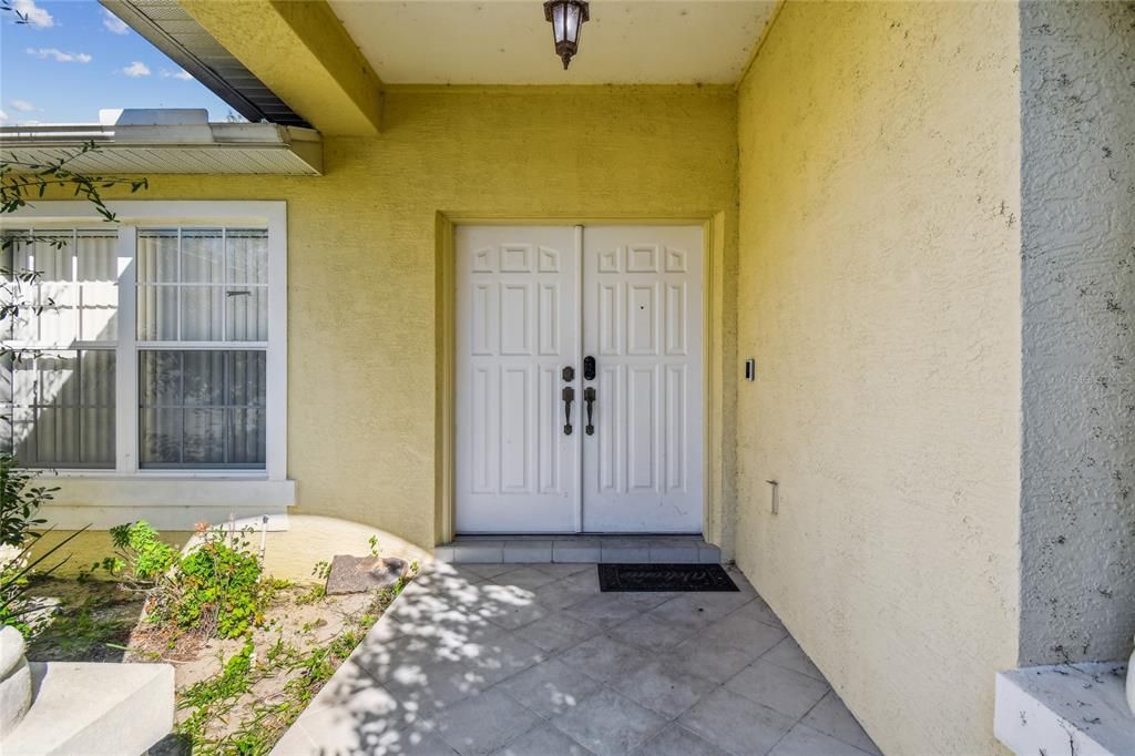 For Sale: $389,000 (3 beds, 2 baths, 1779 Square Feet)