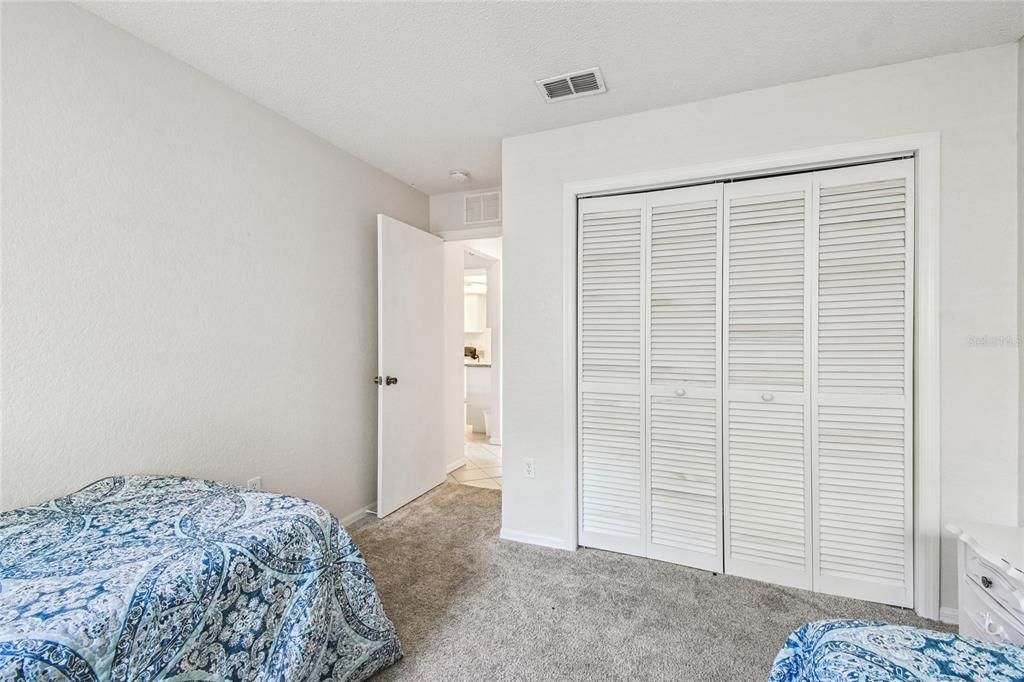 For Sale: $389,000 (3 beds, 2 baths, 1779 Square Feet)