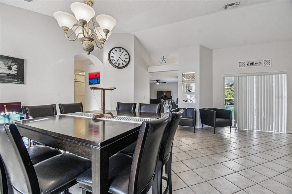 For Sale: $389,000 (3 beds, 2 baths, 1779 Square Feet)