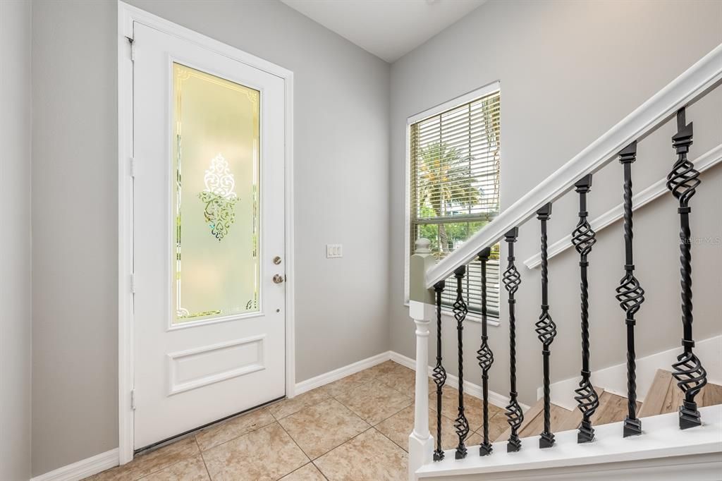 Под контрактом: $325,000 (2 спален, 2 ванн, 1129 Квадратных фут)