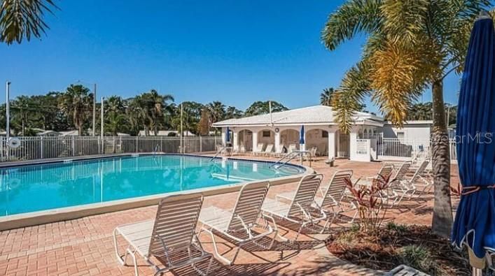 待售: $378,000 (2 贝兹, 2 浴室, 1303 平方英尺)