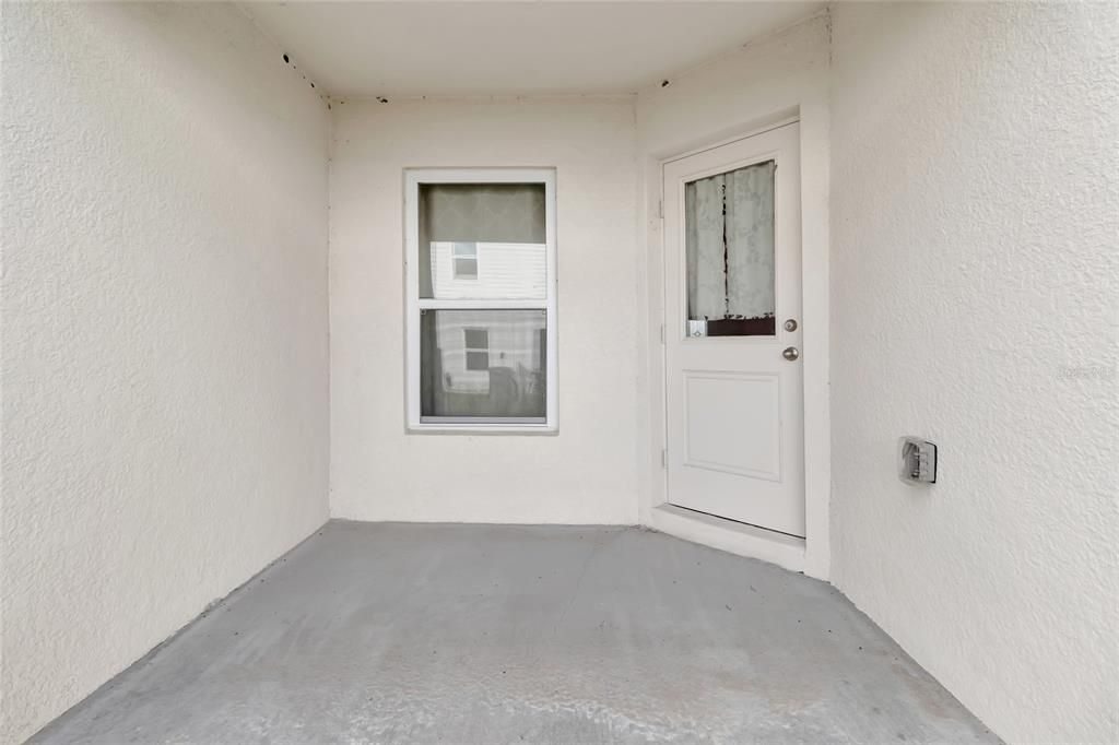 For Sale: $275,000 (3 beds, 2 baths, 1731 Square Feet)