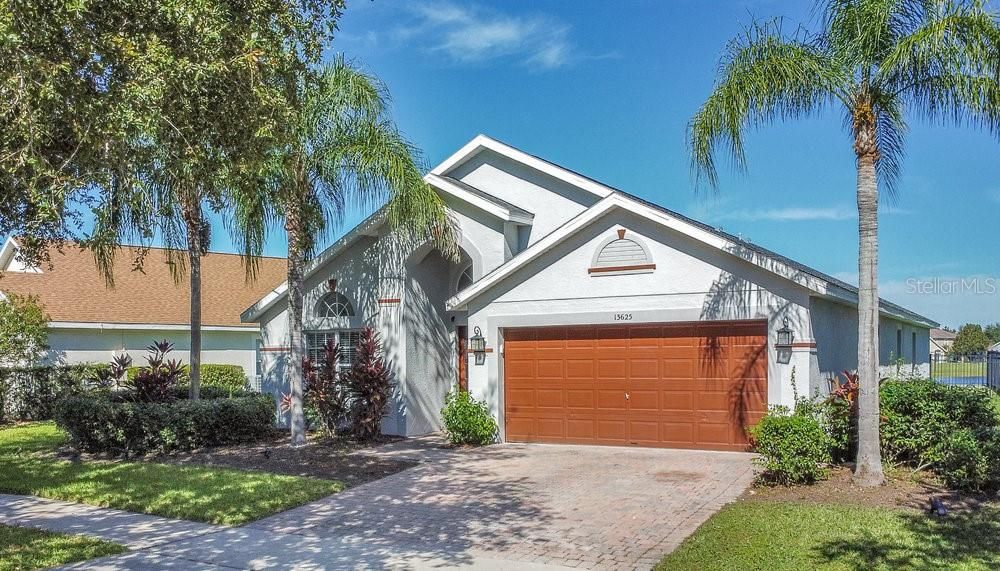 Active With Contract: $3,250 (4 beds, 2 baths, 2057 Square Feet)