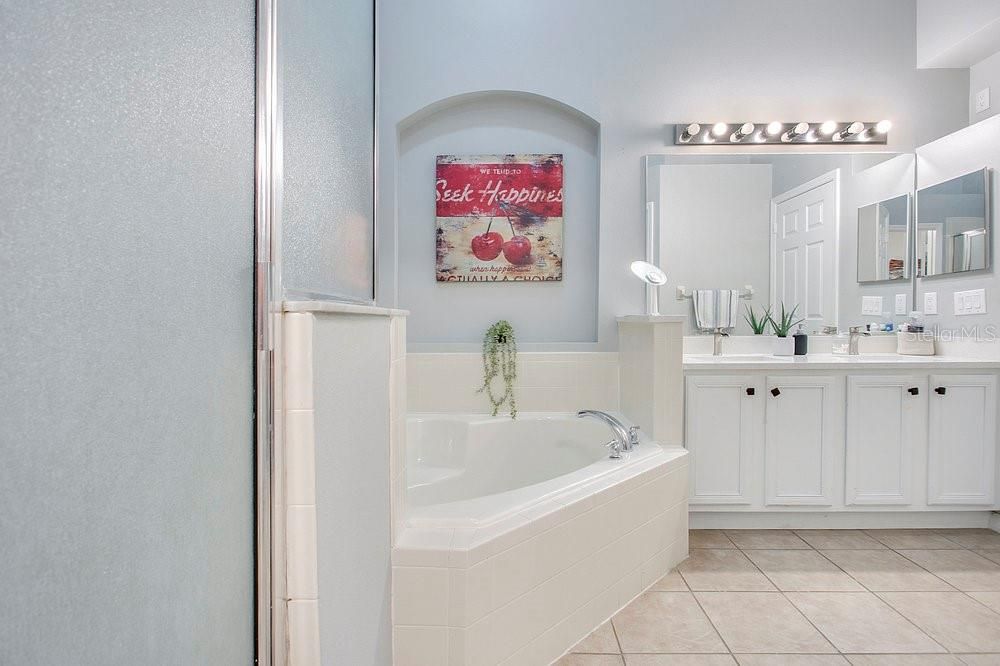 Active With Contract: $3,250 (4 beds, 2 baths, 2057 Square Feet)