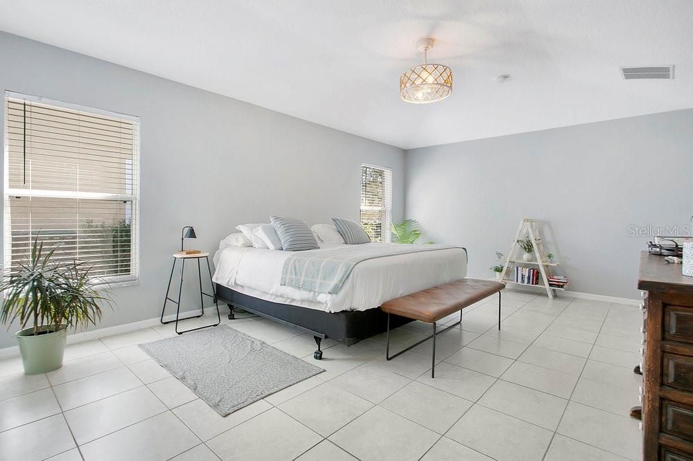 Active With Contract: $3,250 (4 beds, 2 baths, 2057 Square Feet)